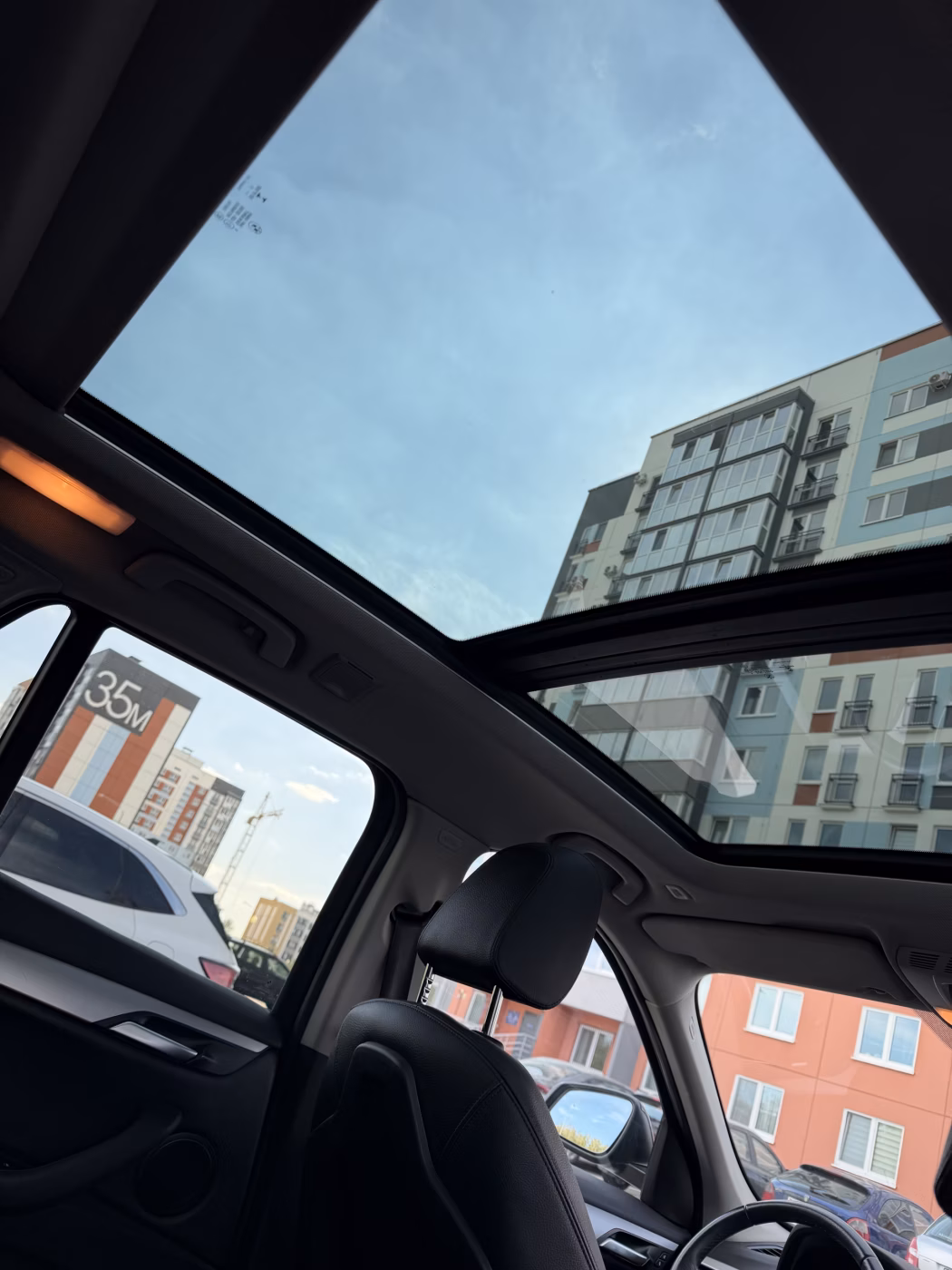 BMW X1 фото 8