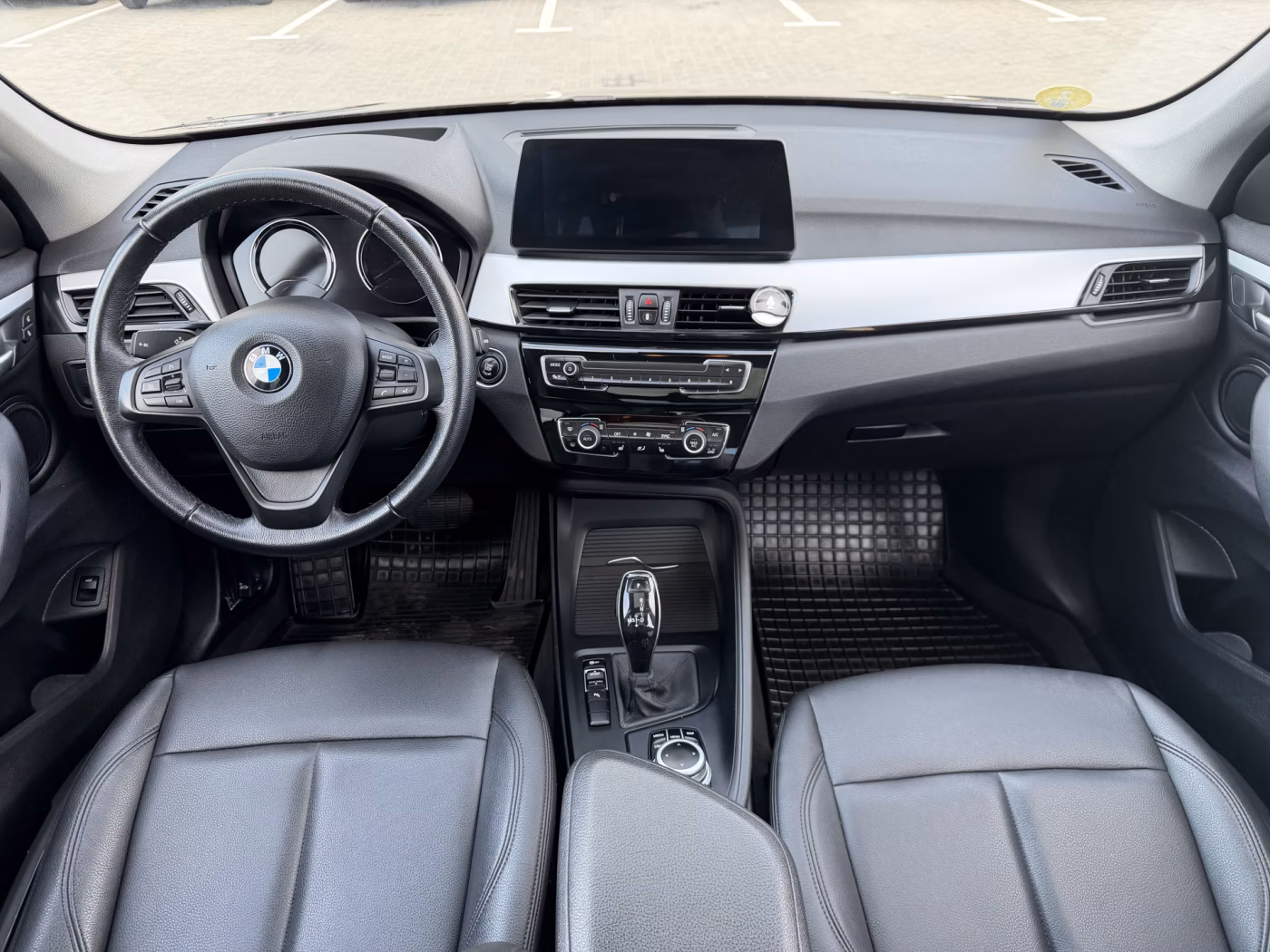 BMW X1 фото 9