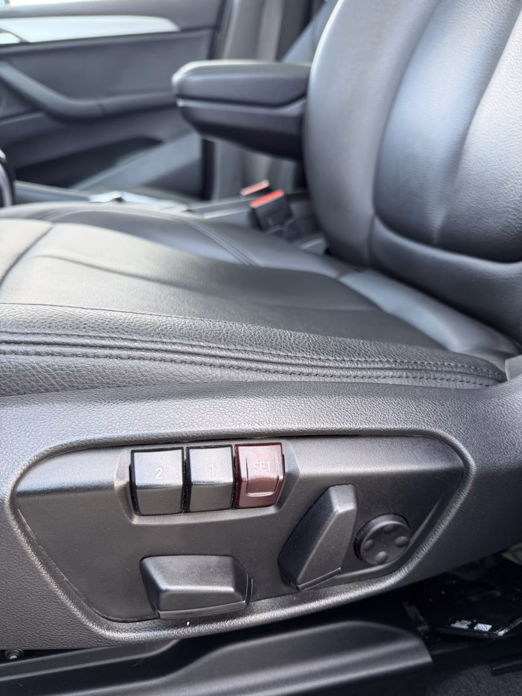 BMW X1 фото 11
