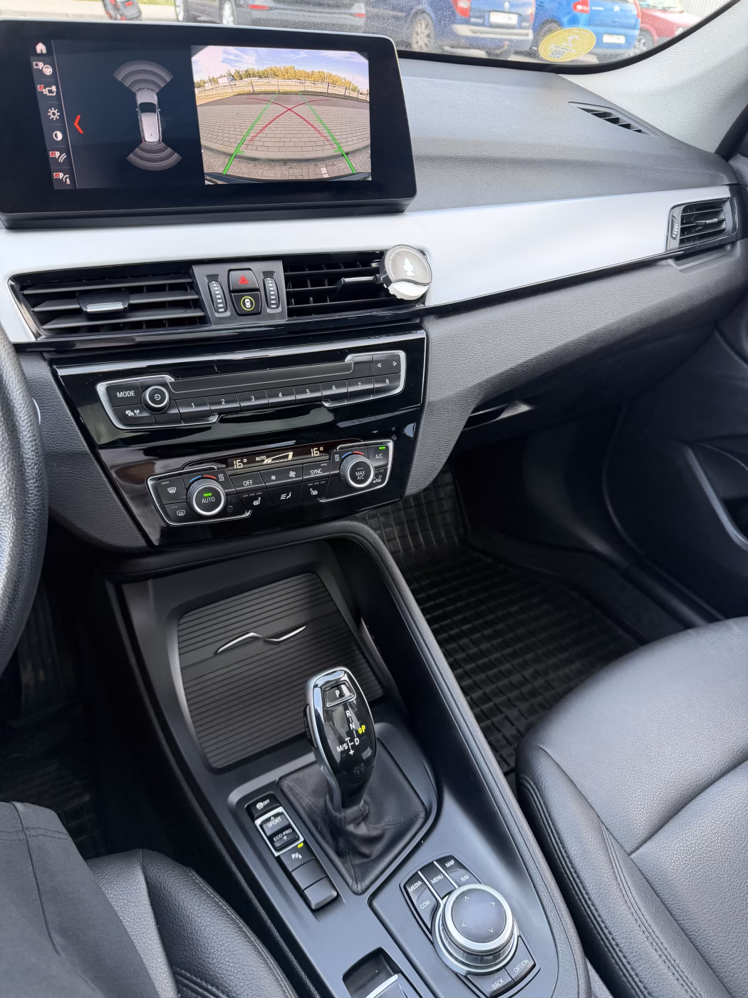 BMW X1 фото 15