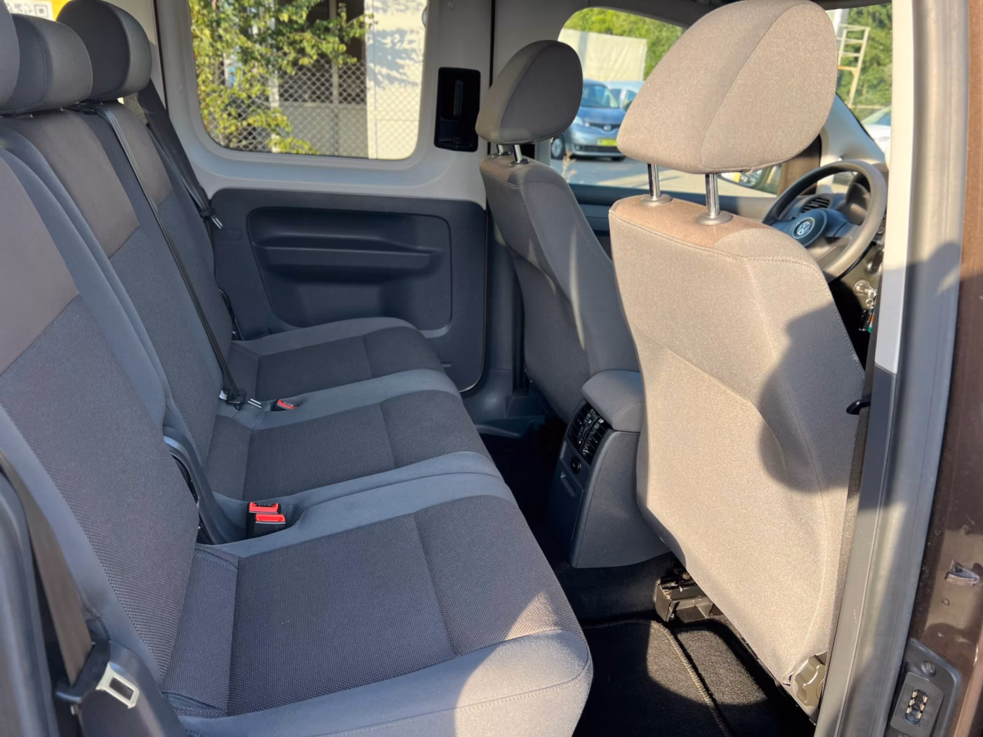 Volkswagen Caddy фото 18