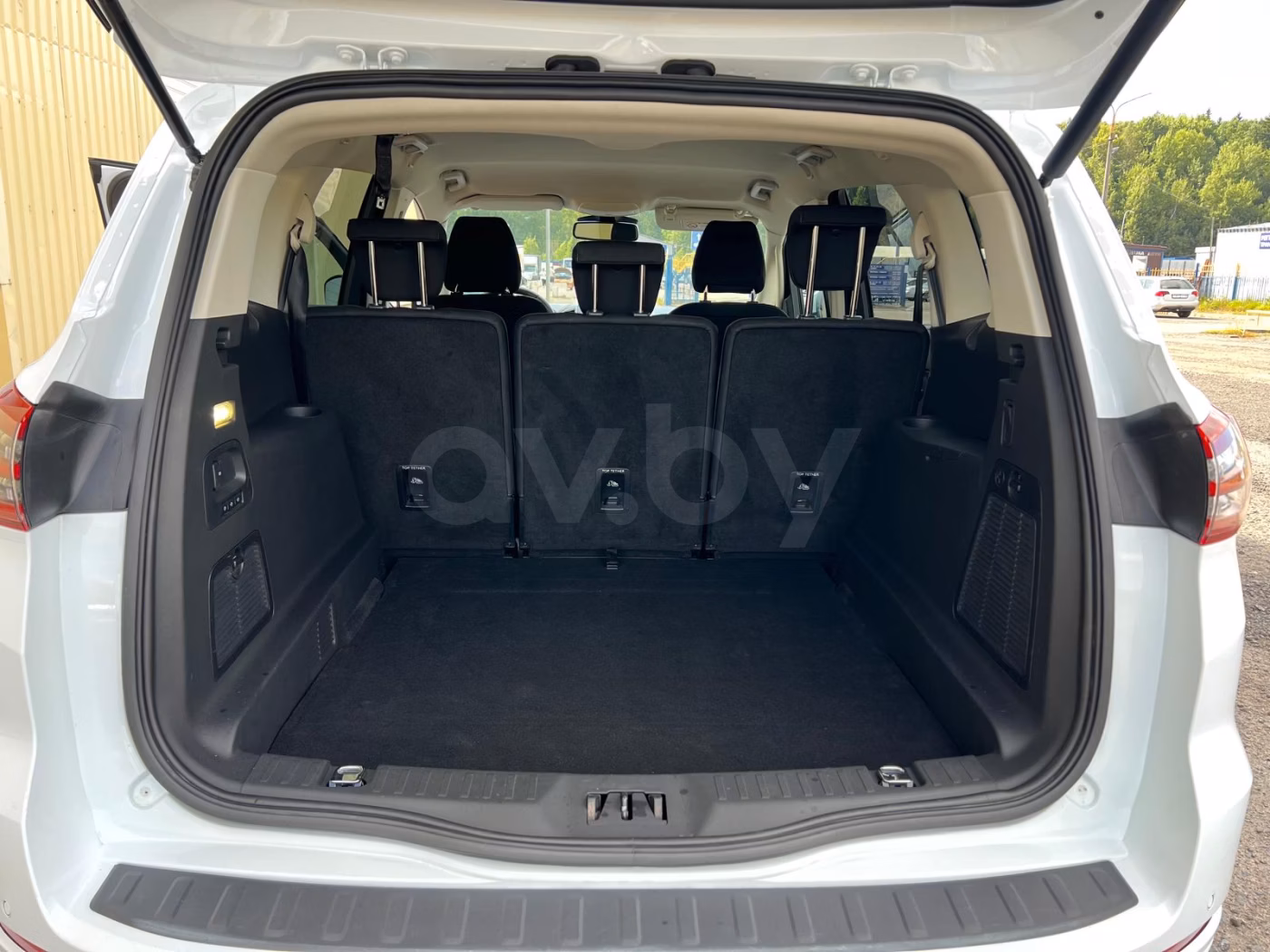 Ford S-MAX фото 18