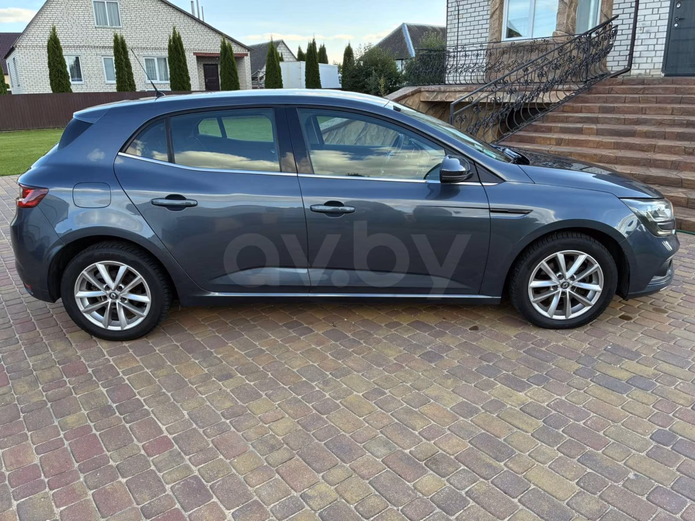 Renault Megane фото 3