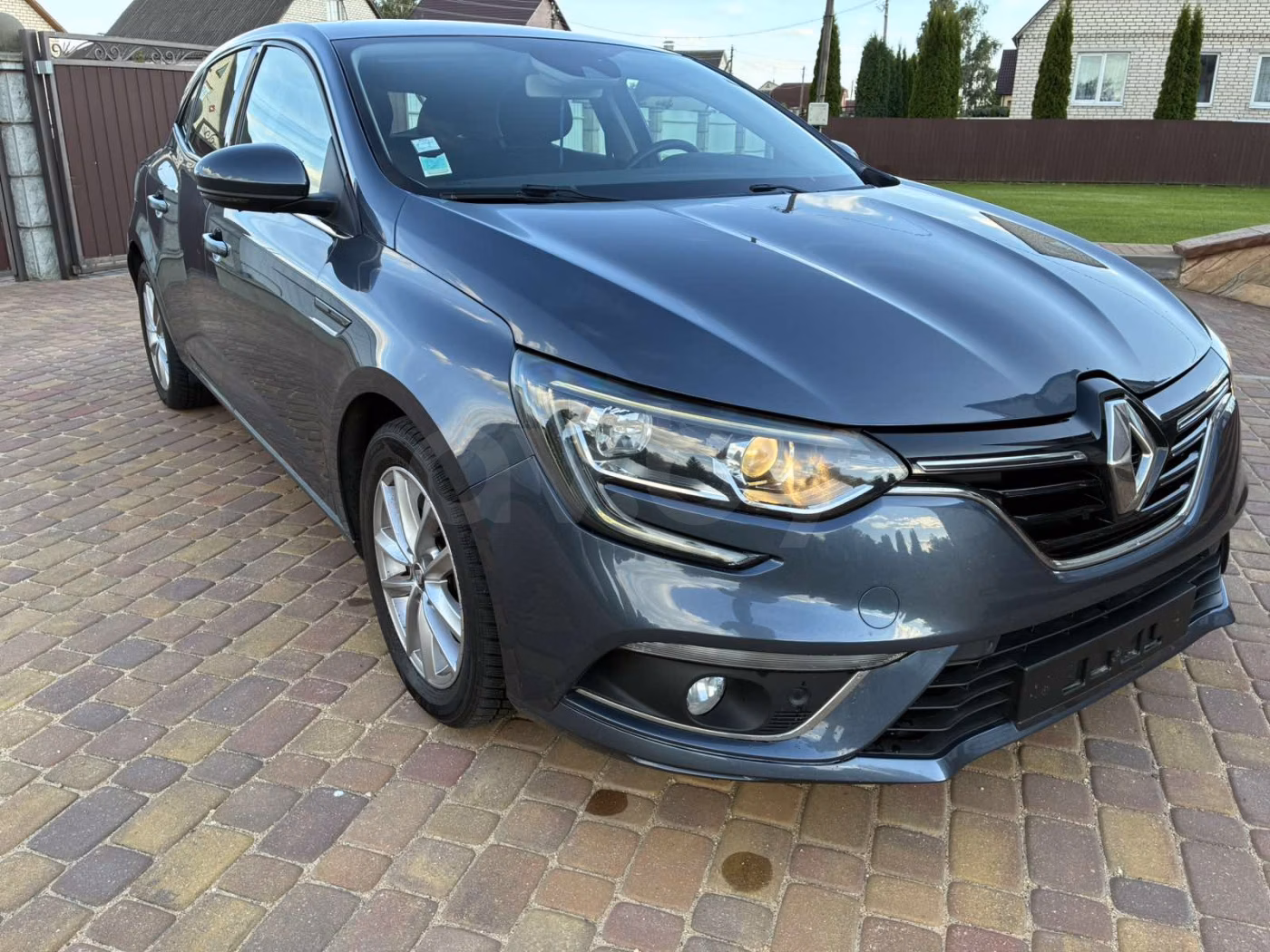 Renault Megane фото 6