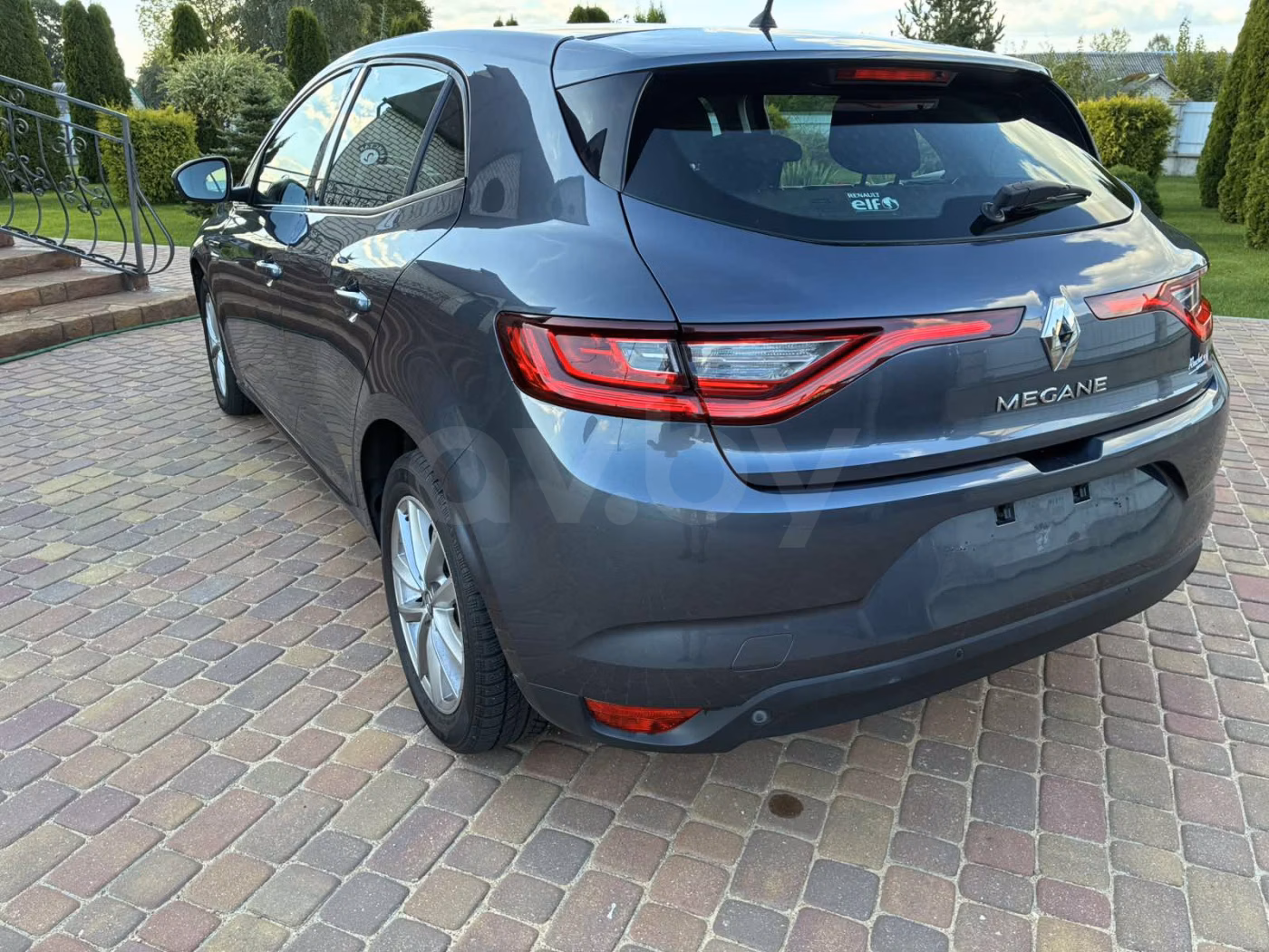Renault Megane фото 8