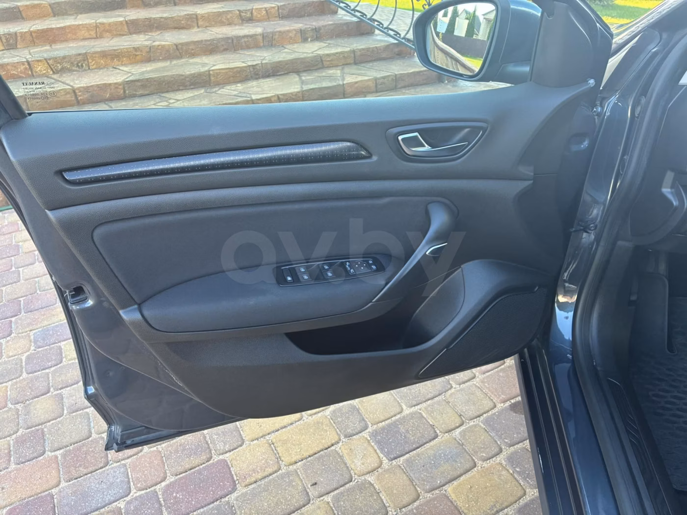 Renault Megane фото 10