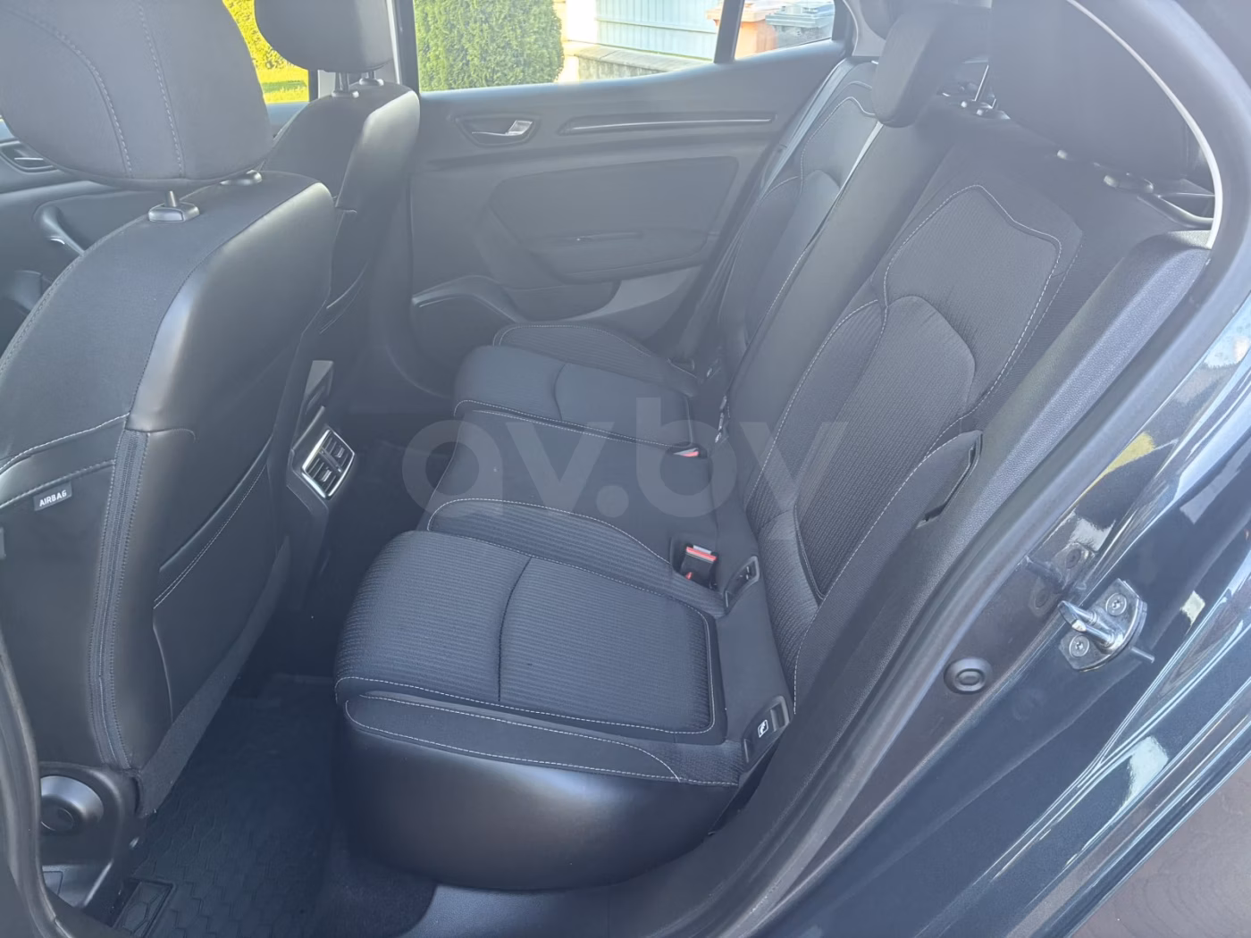Renault Megane фото 11