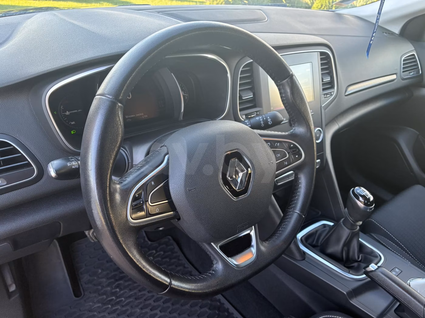Renault Megane фото 12
