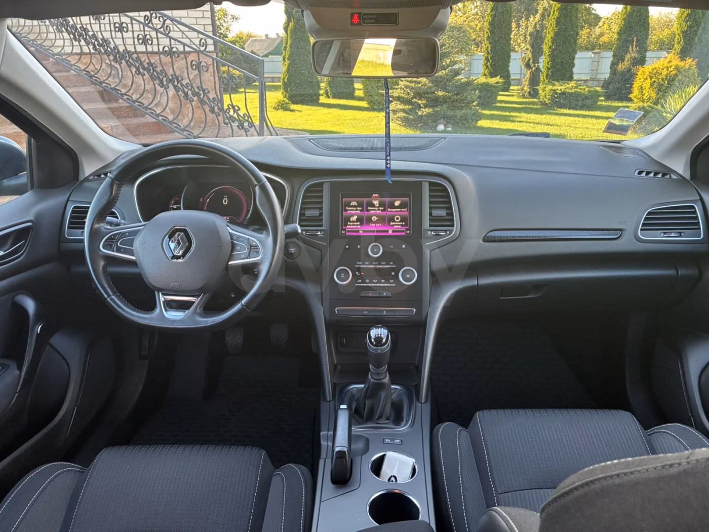Renault Megane фото 20