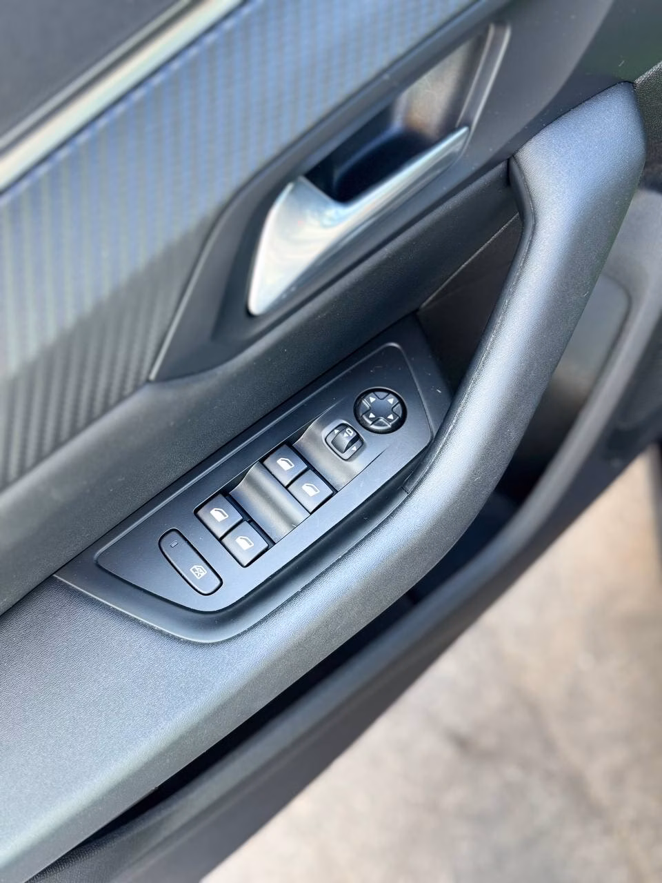Peugeot 508 фото 11