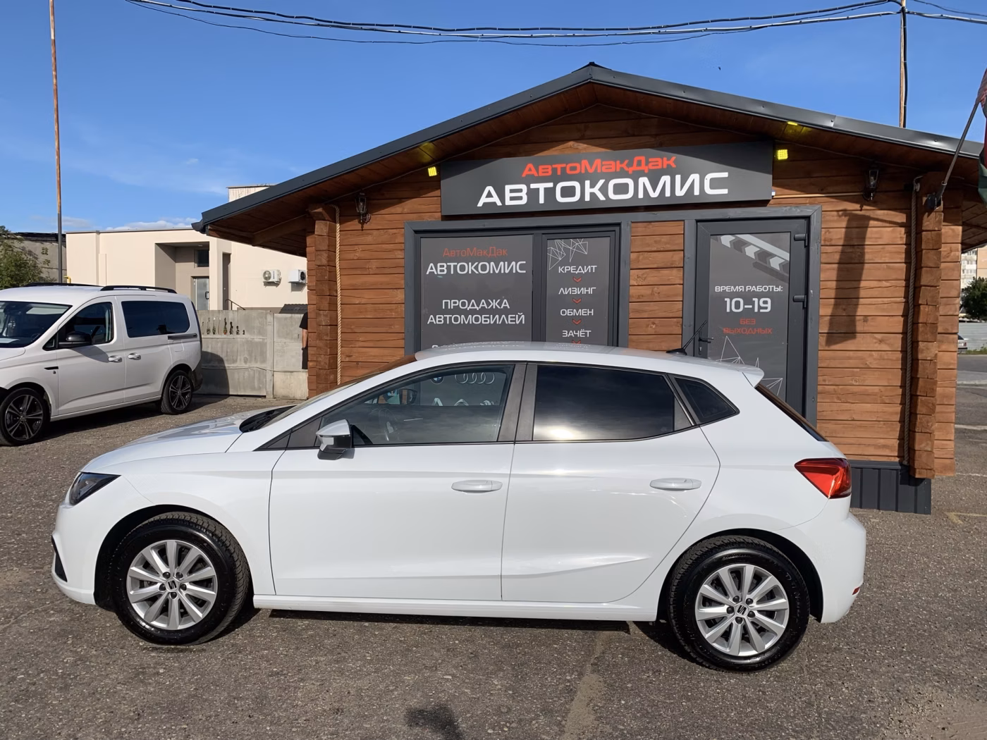 SEAT Ibiza фото 8