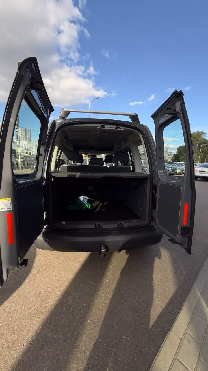 Volkswagen Caddy фото 9