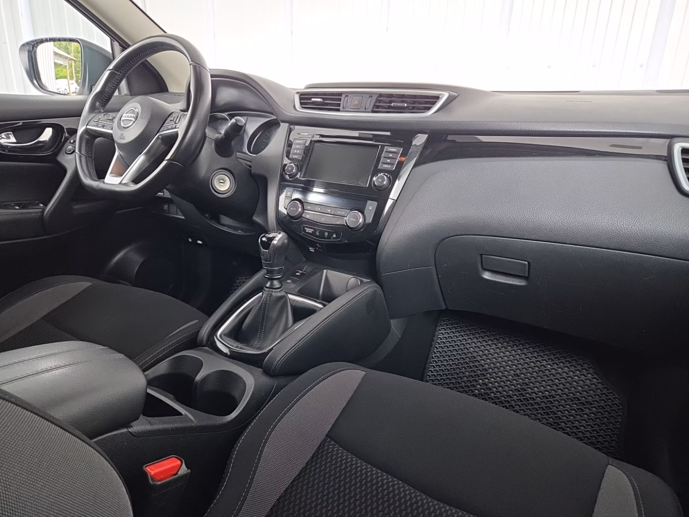 Nissan Qashqai фото 9