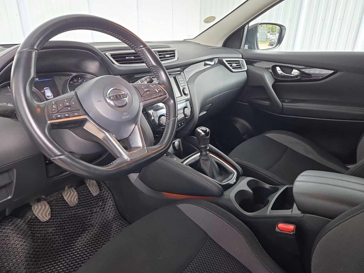 Nissan Qashqai фото 10