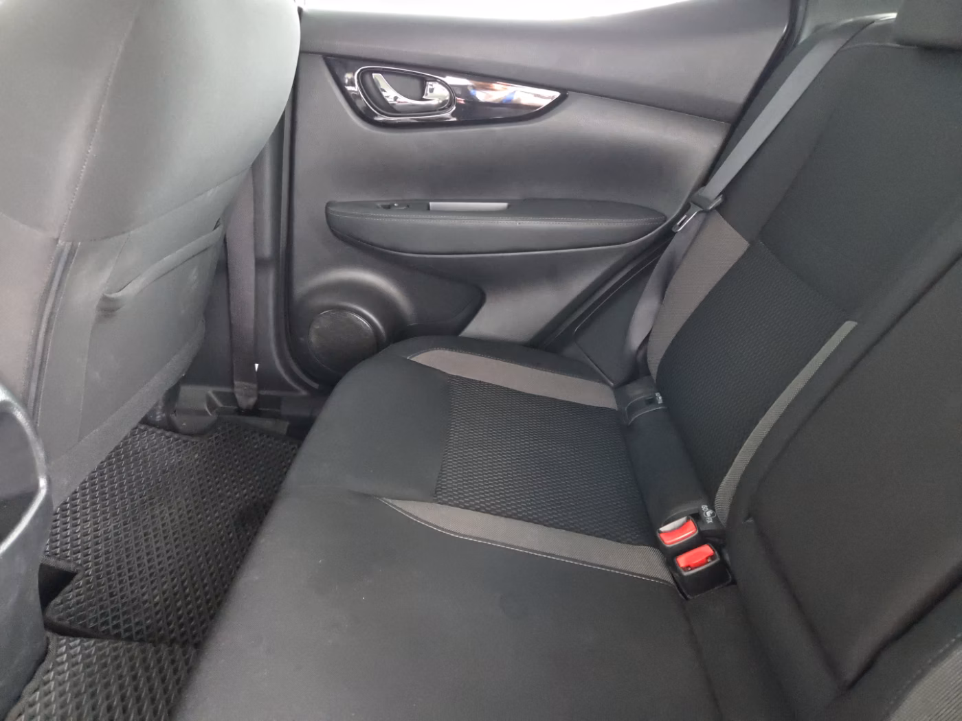 Nissan Qashqai фото 11
