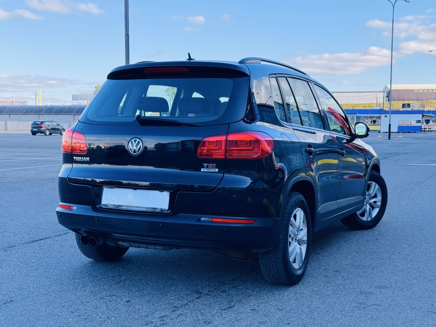 Volkswagen Tiguan фото 2