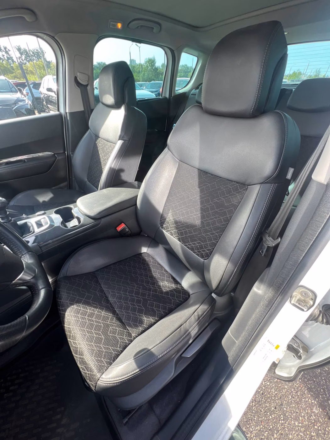 Peugeot 3008 фото 10