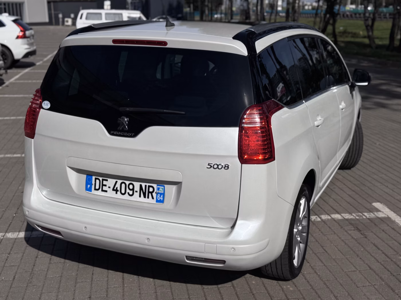 Peugeot 5008 фото 5