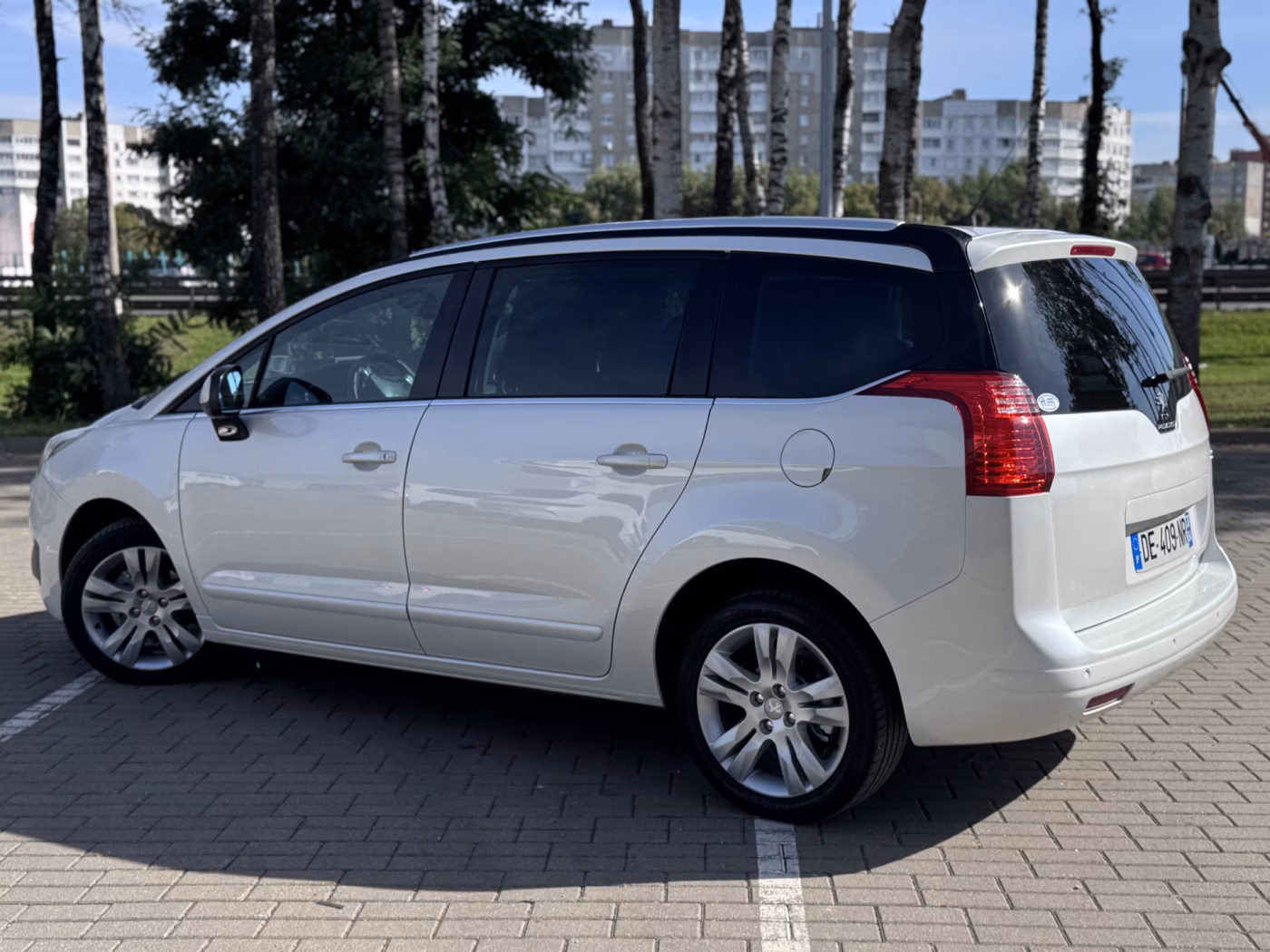 Peugeot 5008 фото 7