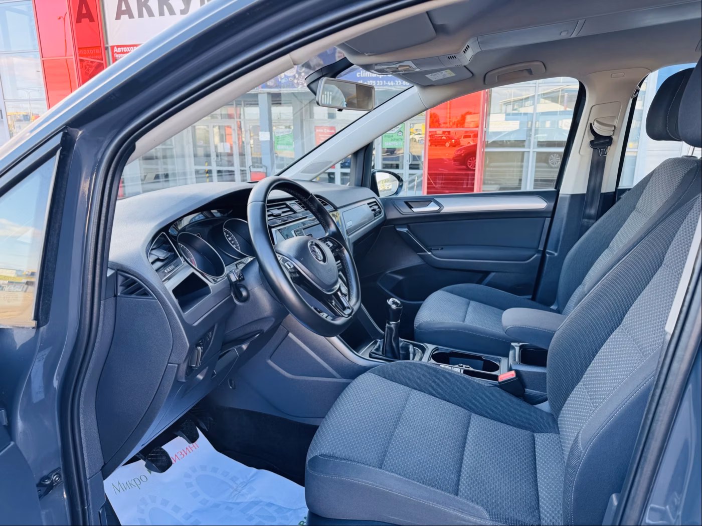 Volkswagen Touran фото 5