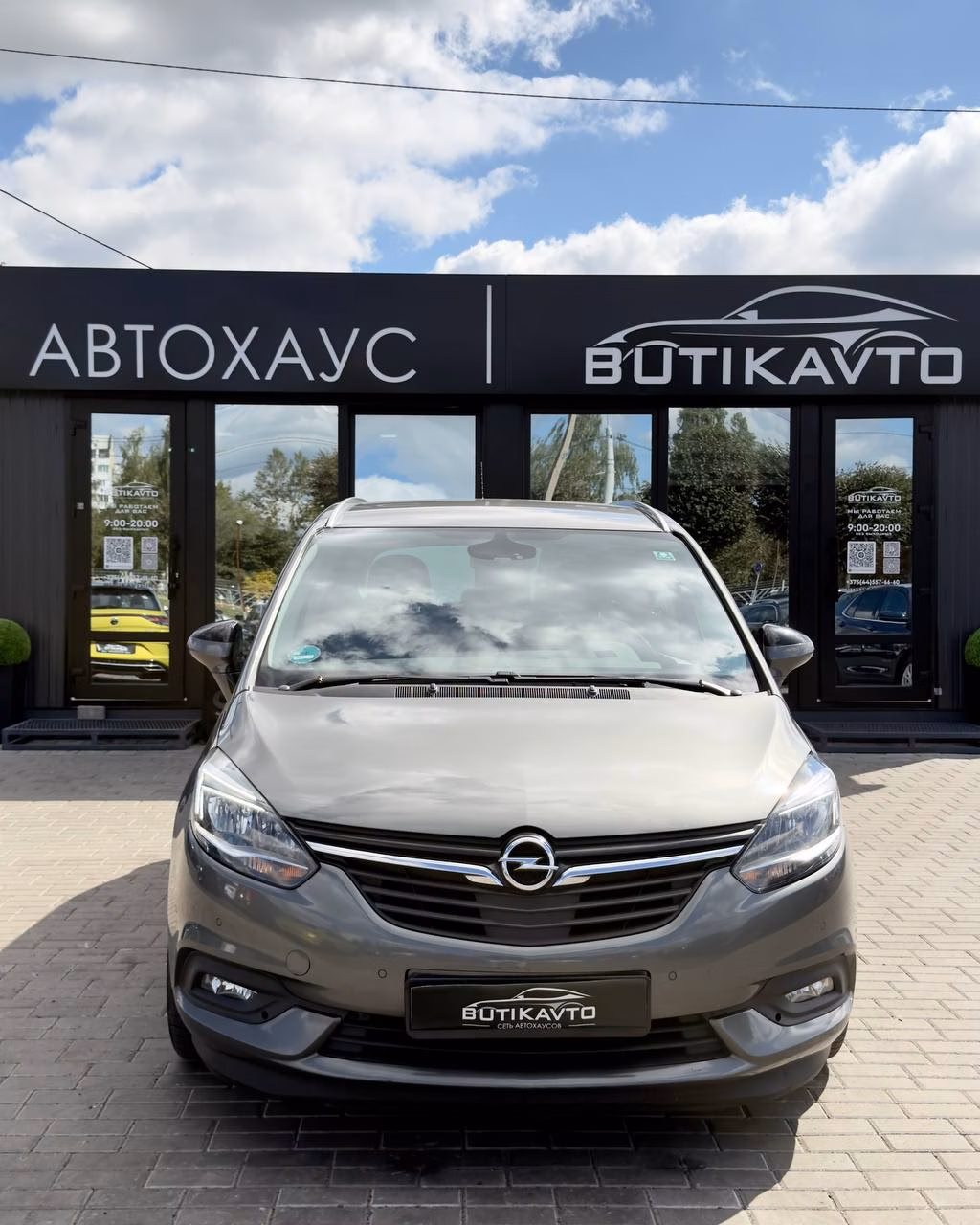 Opel Zafira фото 2