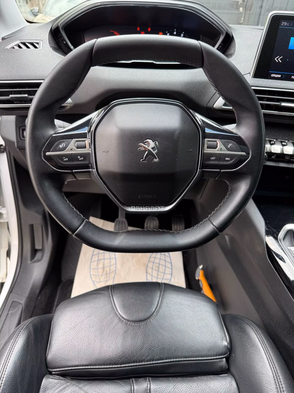 Peugeot 3008 фото 11