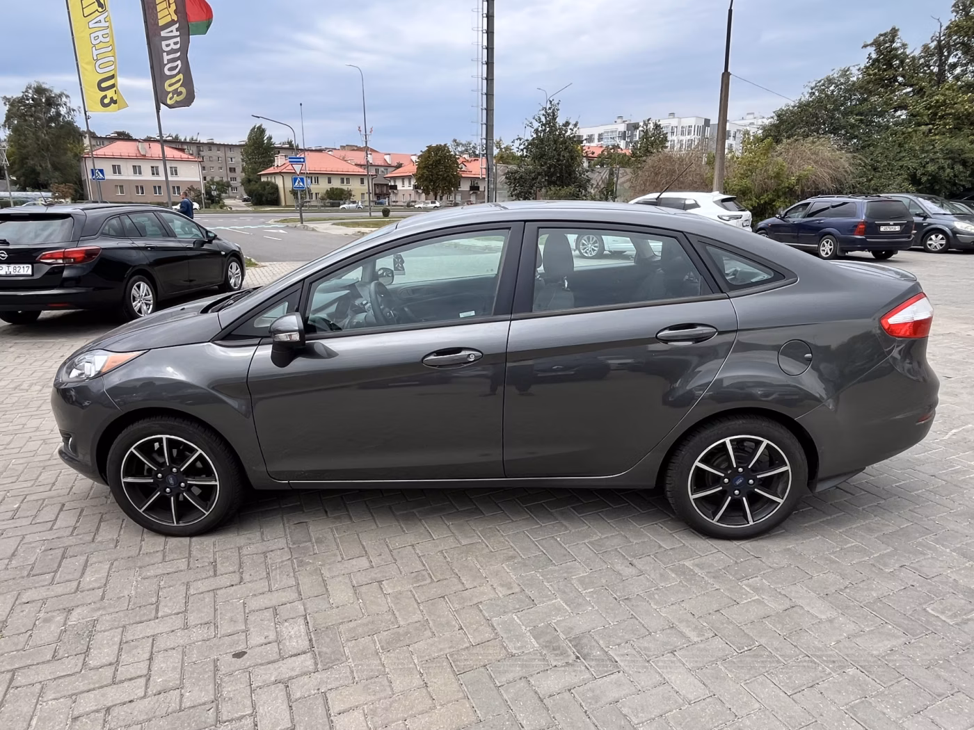 Ford Fiesta фото 7