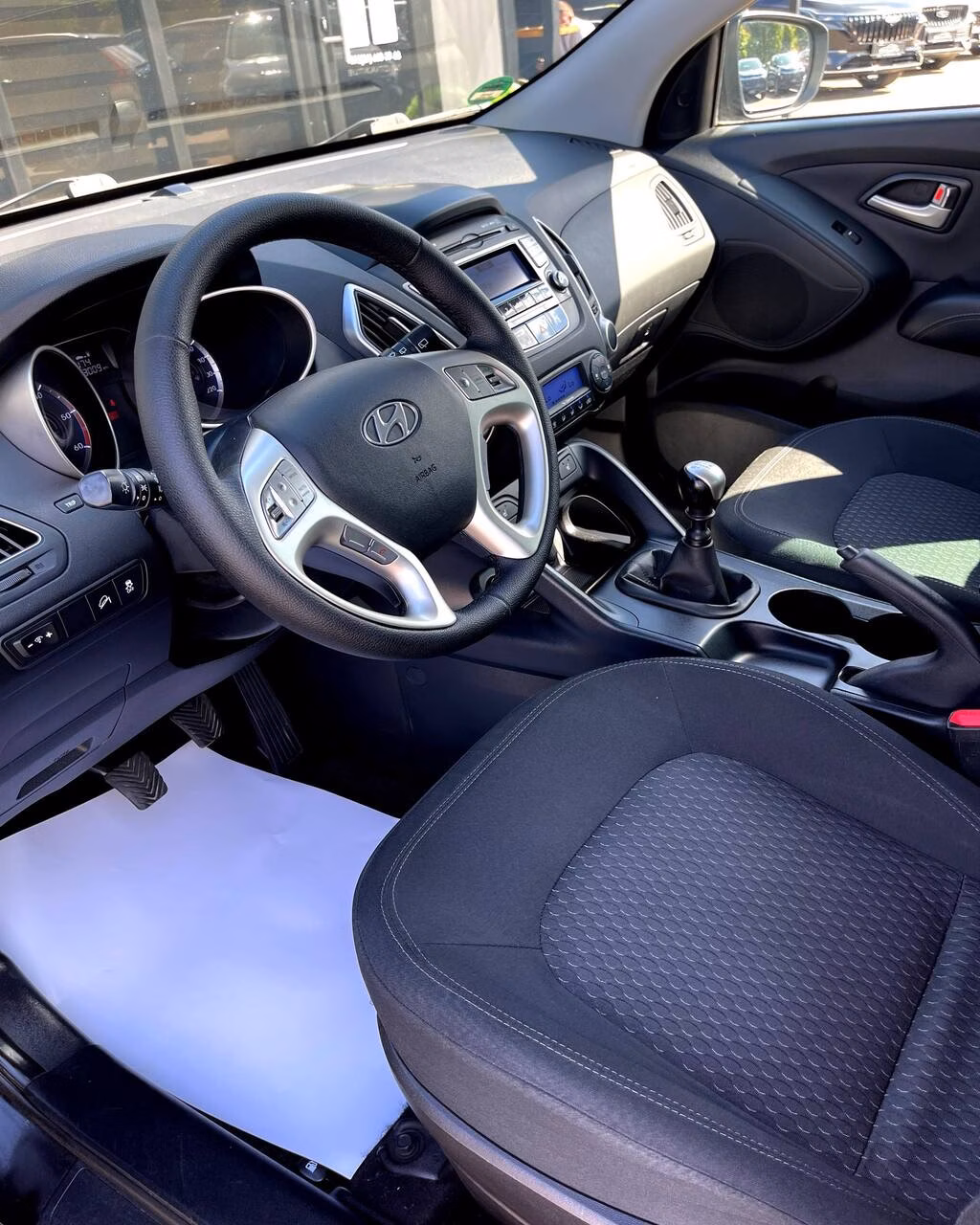 Hyundai ix35 фото 9