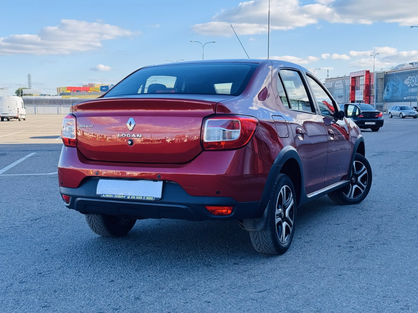 Renault Logan Stepway фото 2