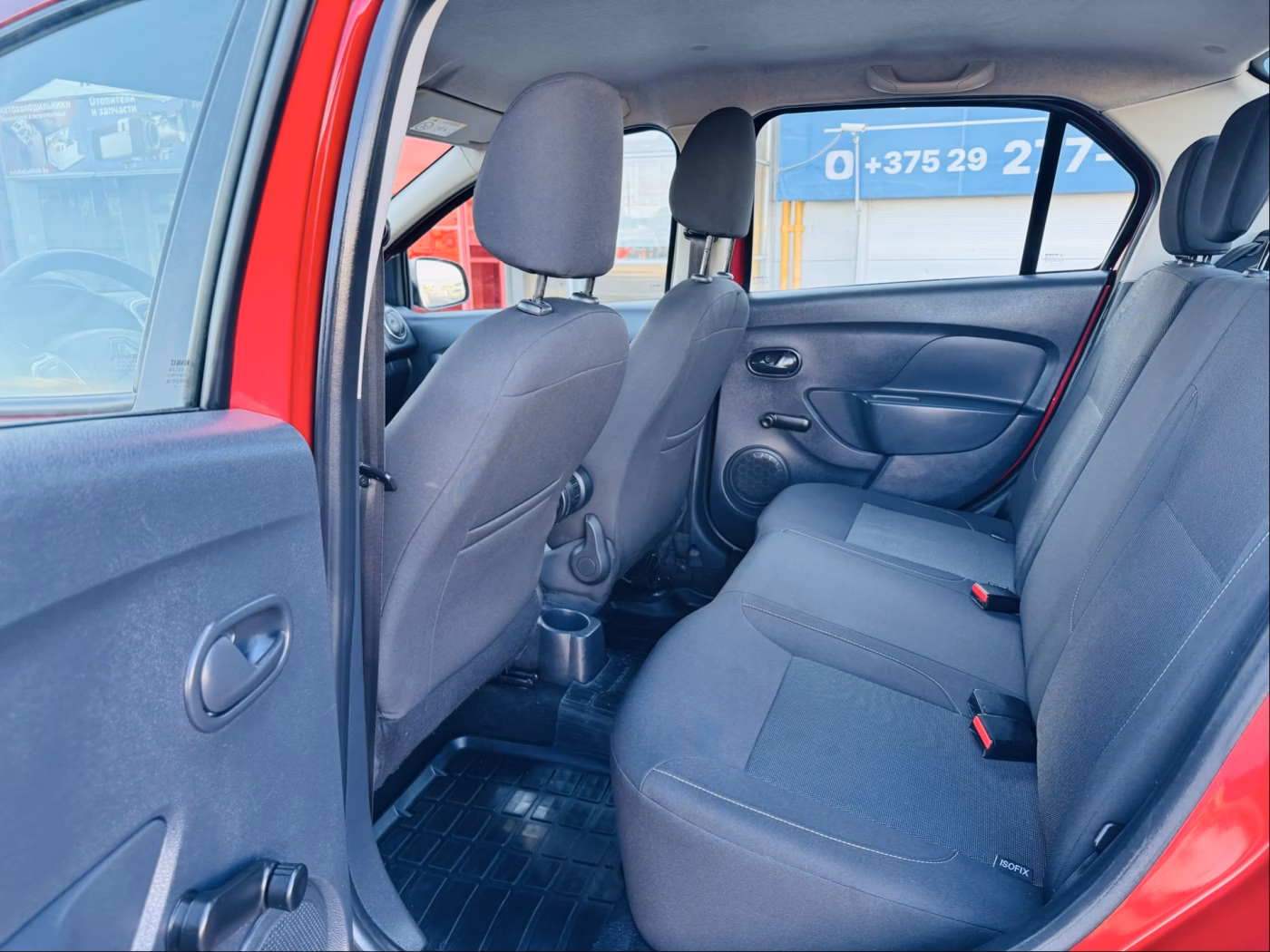 Renault Logan Stepway фото 6