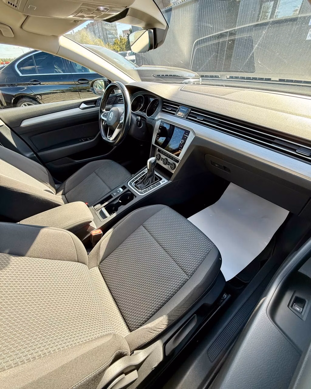 Volkswagen Passat фото 11