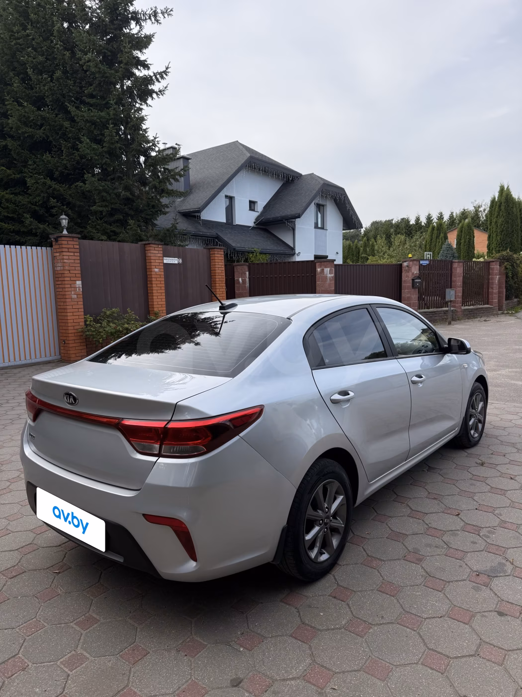 Kia Rio фото 4