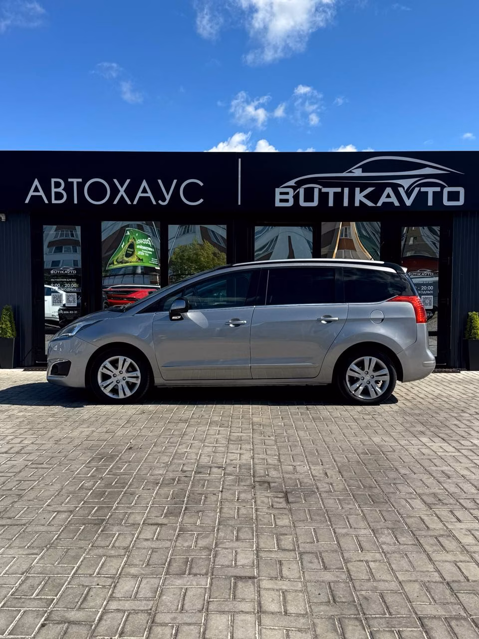 Peugeot 5008 фото 8