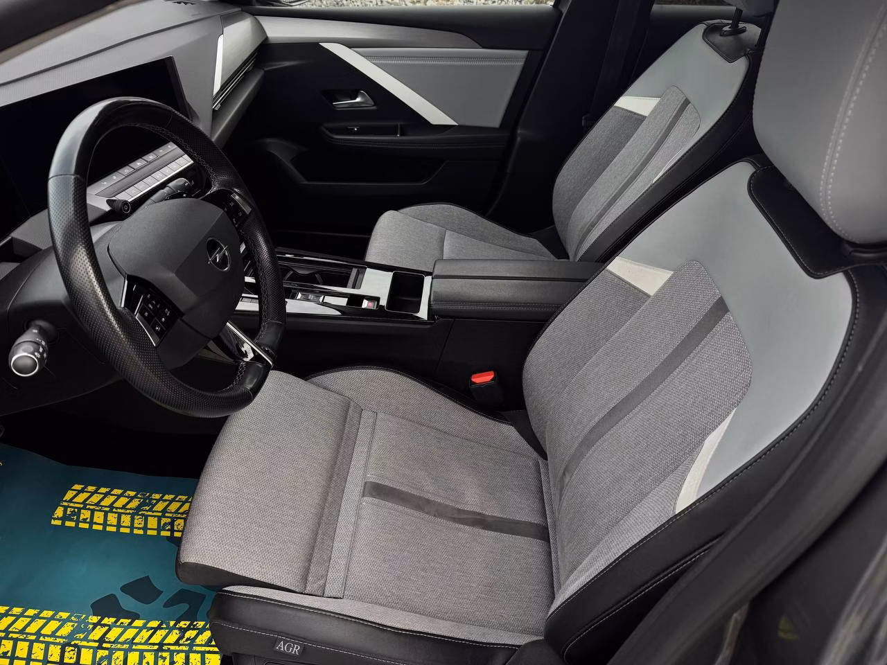 Opel Astra фото 8