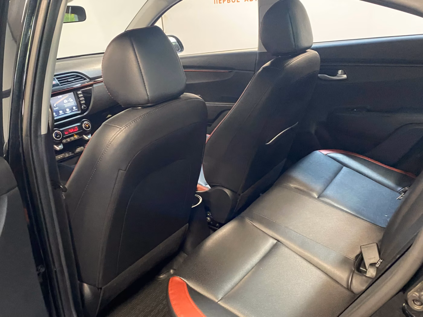 Kia Rio фото 6