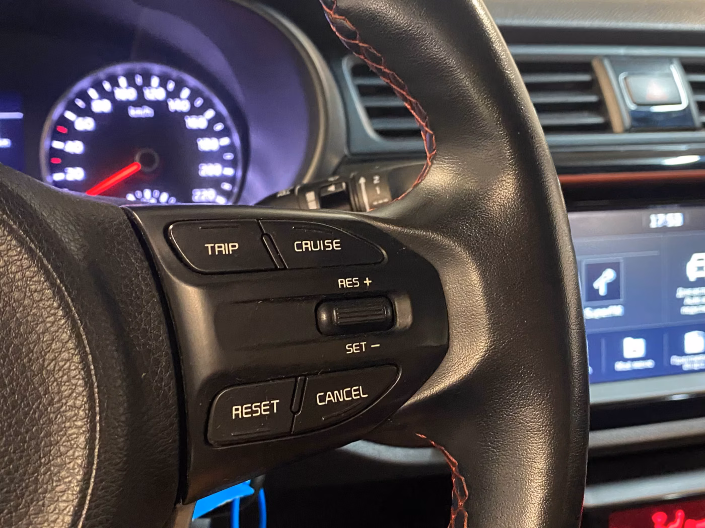 Kia Rio фото 9
