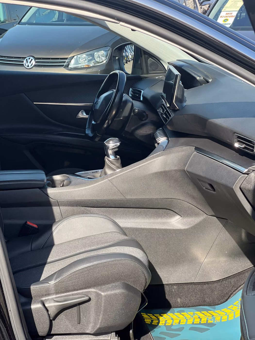 Peugeot 5008 фото 16