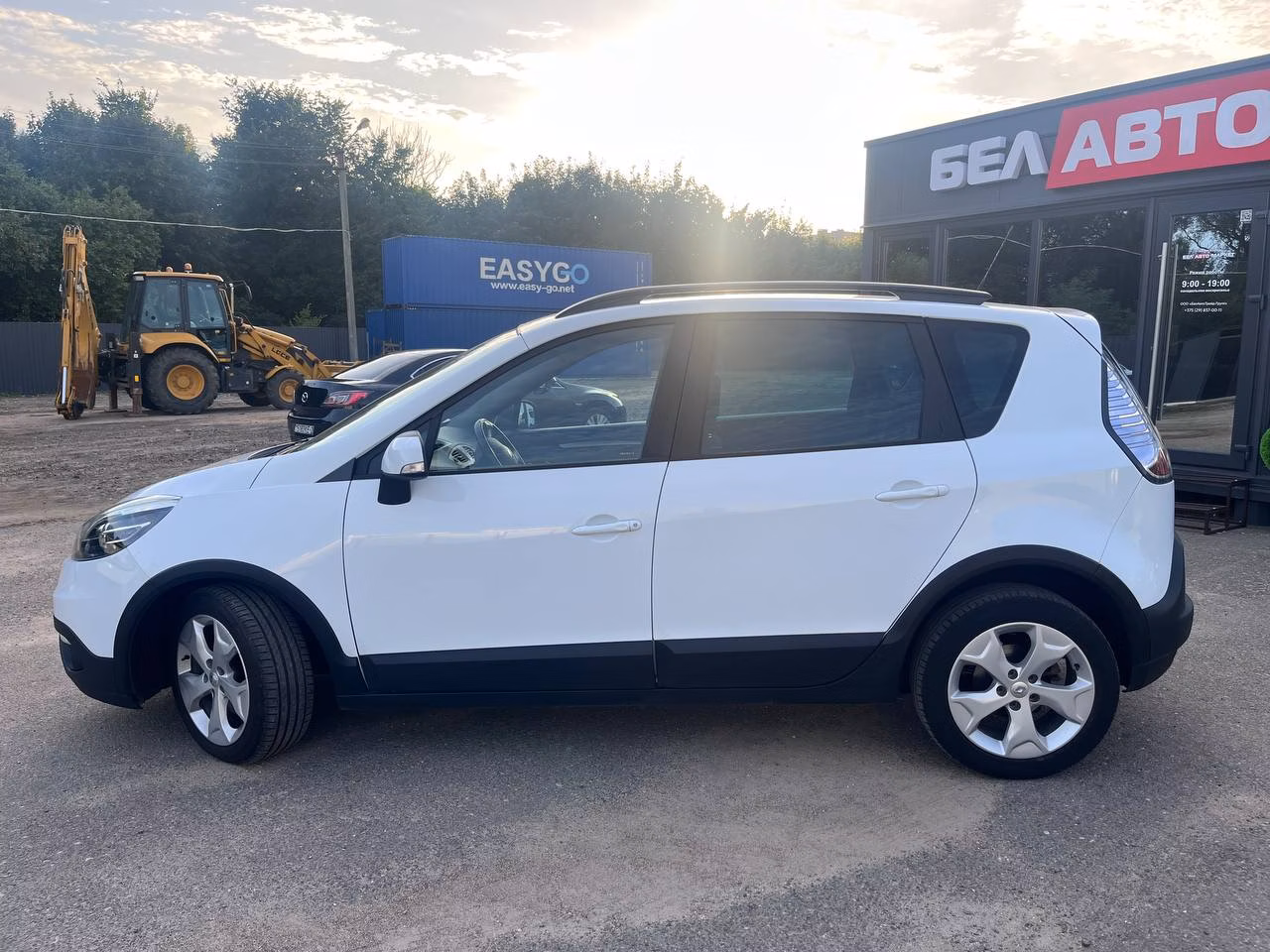 Renault Scenic фото 8