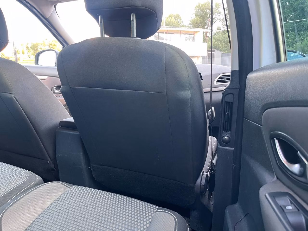 Renault Scenic фото 12