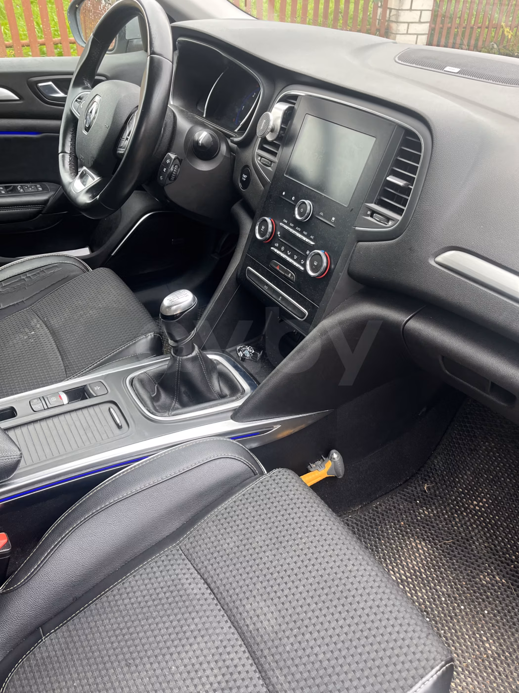 Renault Megane фото 7