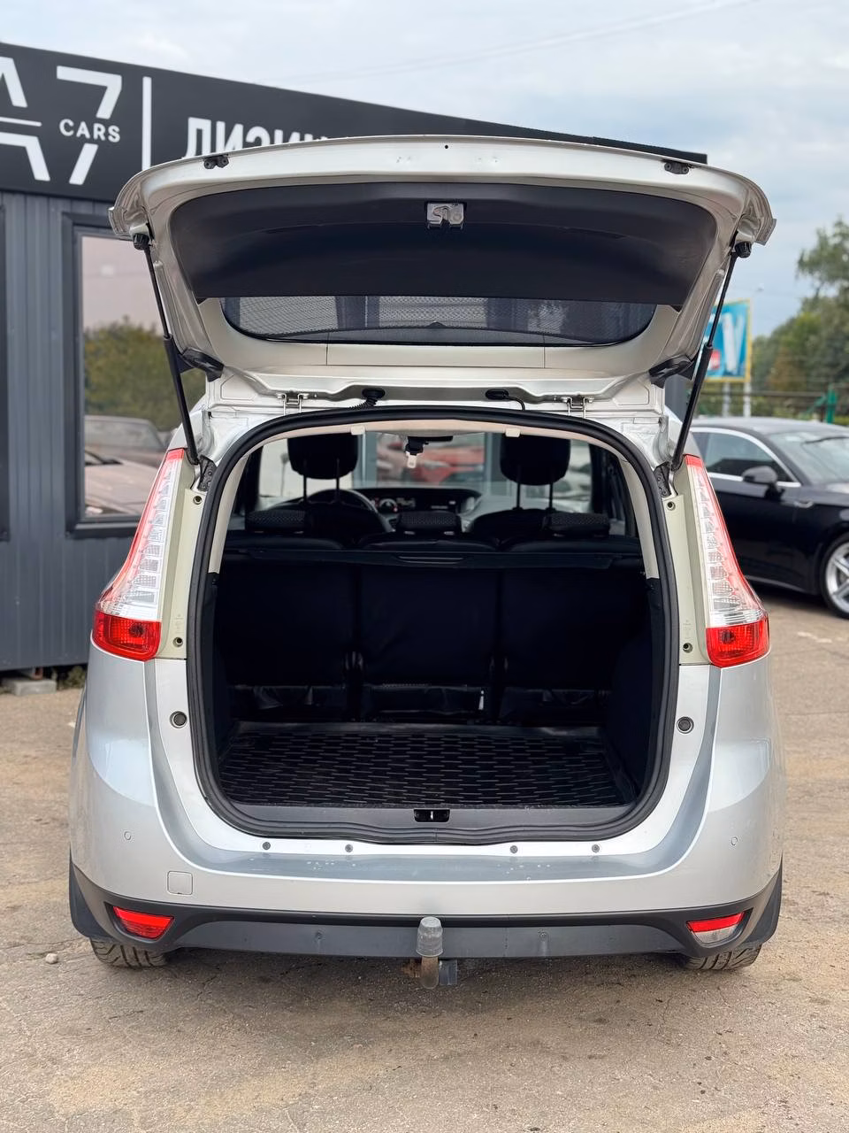 Renault Grand Scenic фото 8