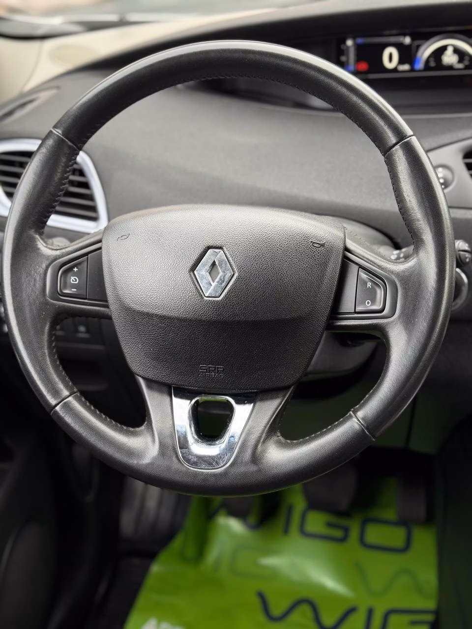 Renault Grand Scenic фото 13