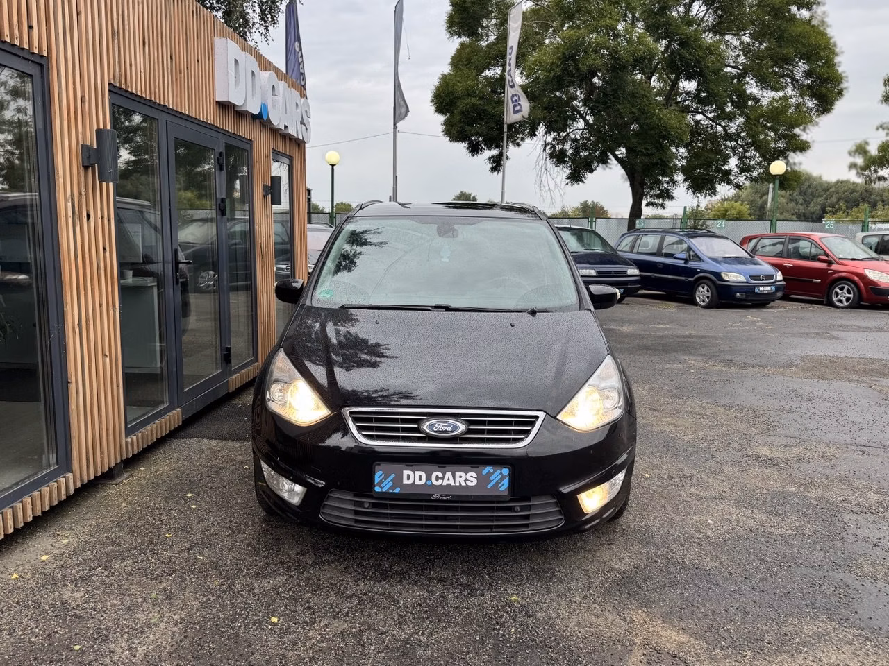 Ford Galaxy фото 2