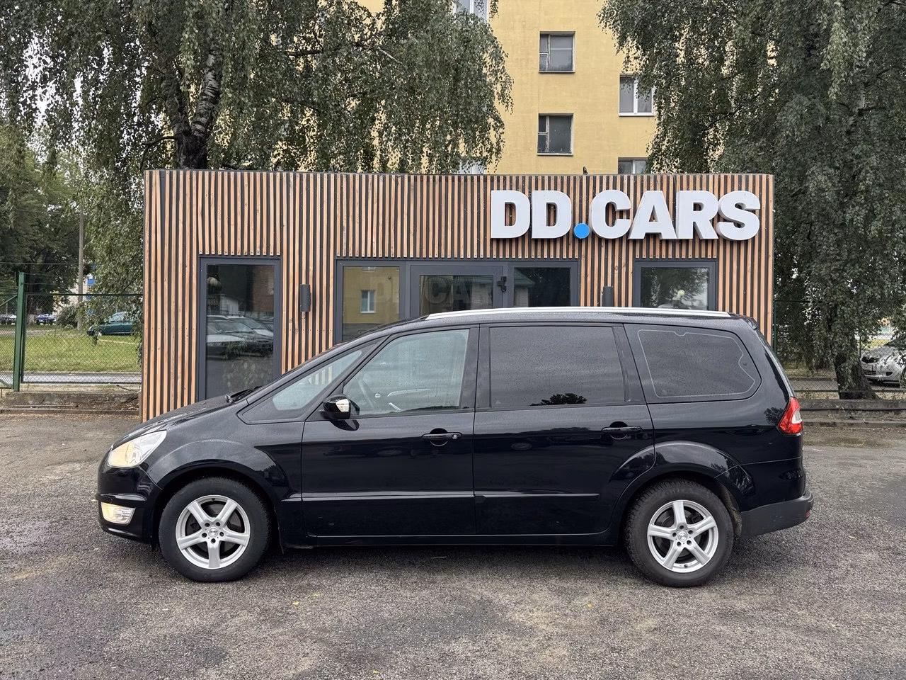 Ford Galaxy фото 5