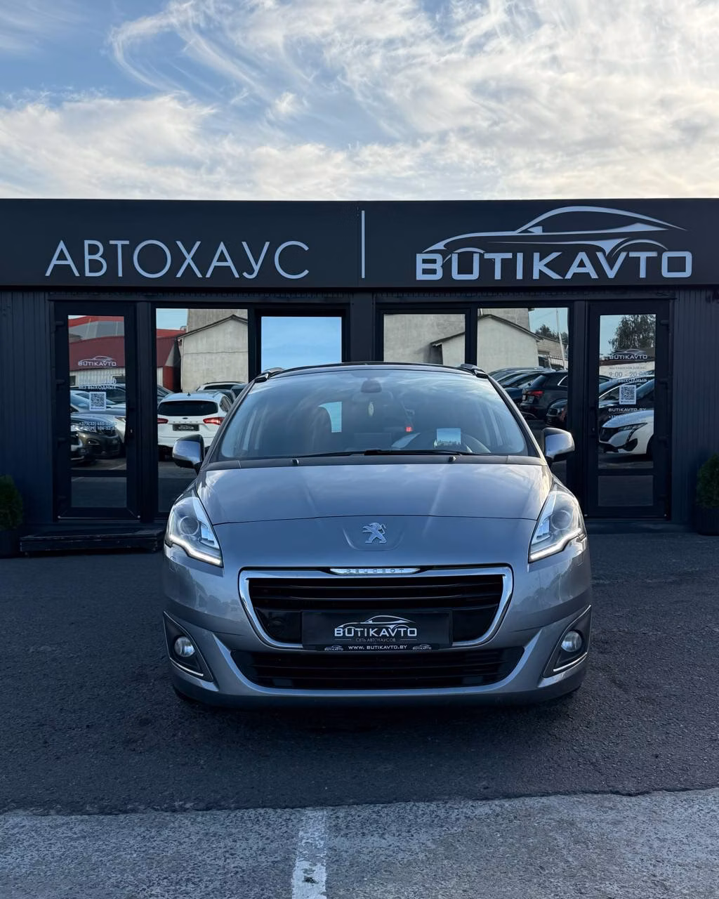Peugeot 5008 фото 2
