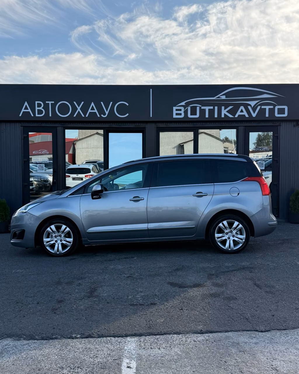 Peugeot 5008 фото 8