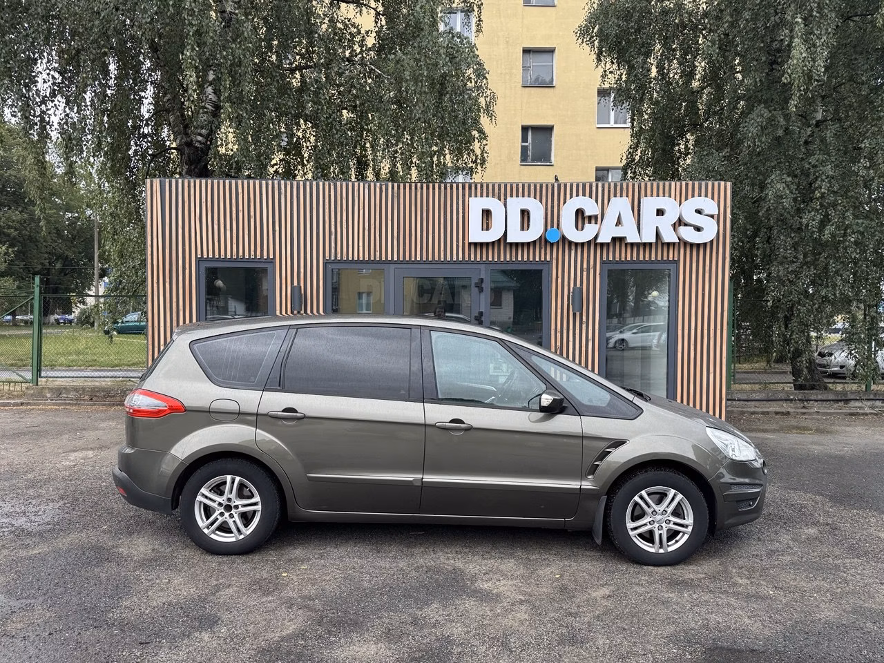Ford S-MAX фото 4