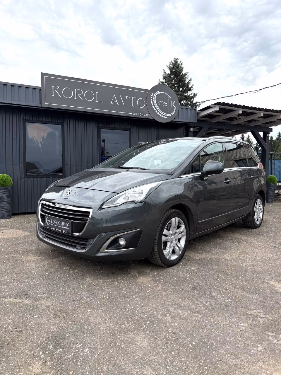 Peugeot 5008 фото 2