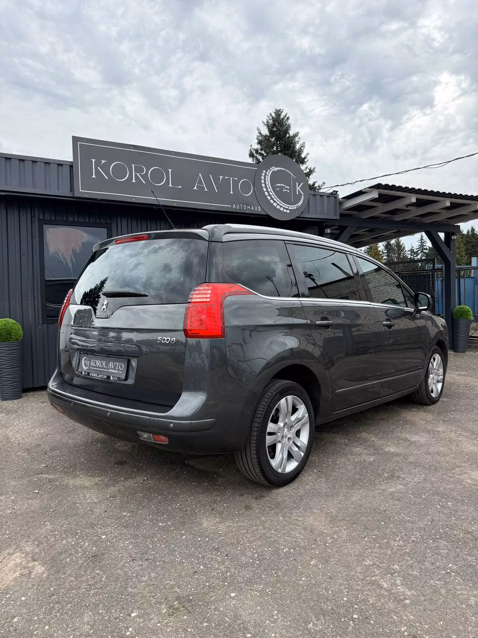 Peugeot 5008 фото 5