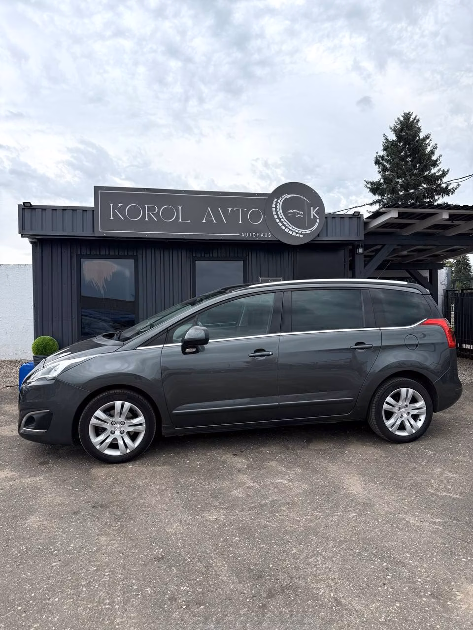 Peugeot 5008 фото 7